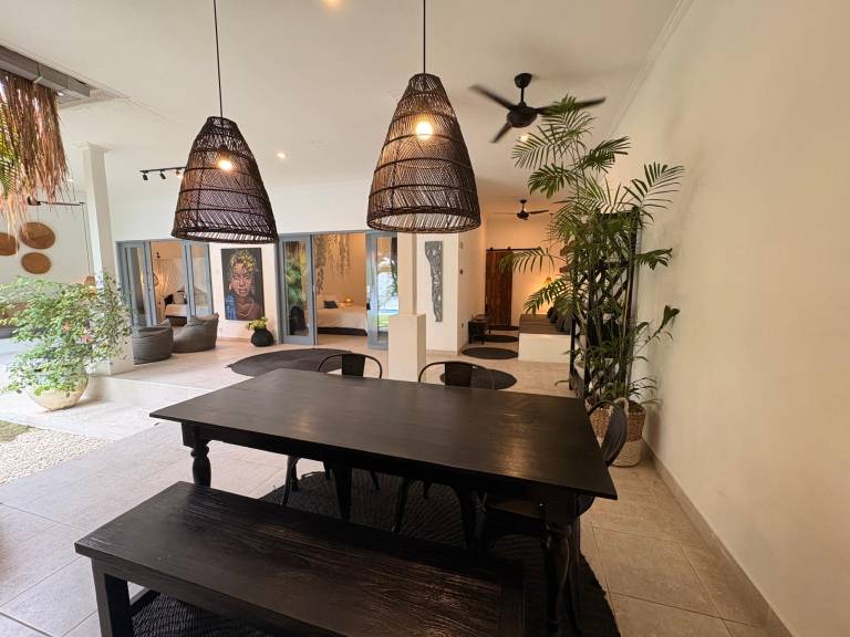 Beautiful villa with patio, private pool & garden | Beach nearby | Good for workation | Pet-friendly in Bali