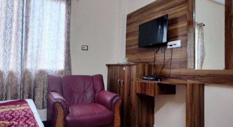 Milan palace deoghar — photo 5