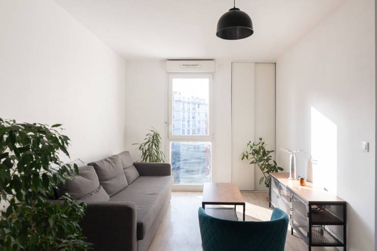 Spacious apartment at the gates of Paris
