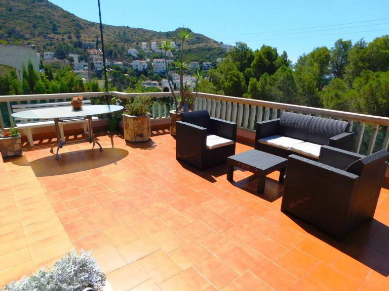 Fully equipped spacious house with barbeque, terrace & yard | Next to the beach | Pet-friendly — photo 3
