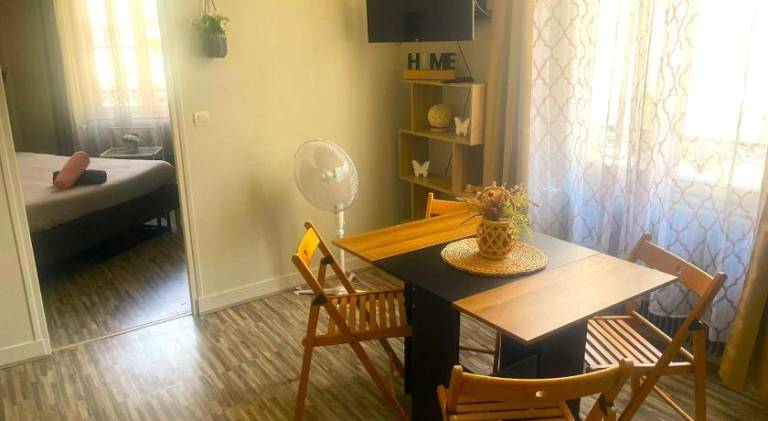 Apartment with 1 room for 4 persons — photo 4