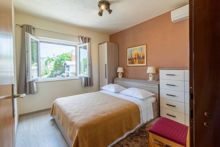 Apartament Povlja