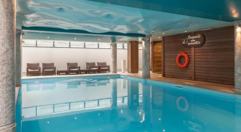 Holiday apartment with pool & sauna | Ski nearby | Pets allowed in Chamonix-Mont-Blanc