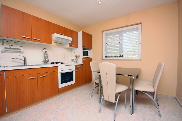 One bedroom apartment with terrace and sea view Supetarska Draga - Gornja, Rab (A-5053-b) — photo 5