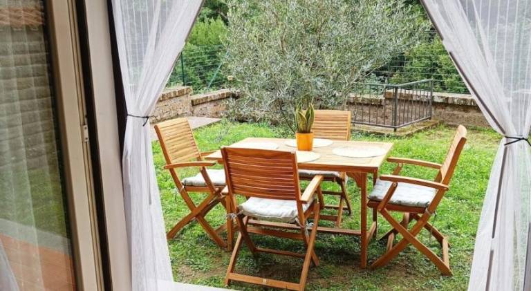 House with 2 rooms for 5 persons in Viterbo
