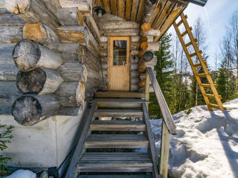 Vacation home with sauna — photo 2