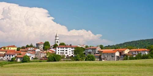 Prenočišče z zajtrkom Dolnje Ležeče