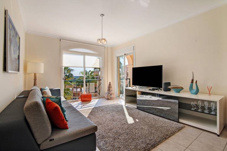 Pleasant apartment with fast internet, garden & pool | Dogs allowed — photo 4