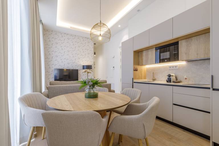 Apartment | Near Alcazaba of Málaga — photo 2