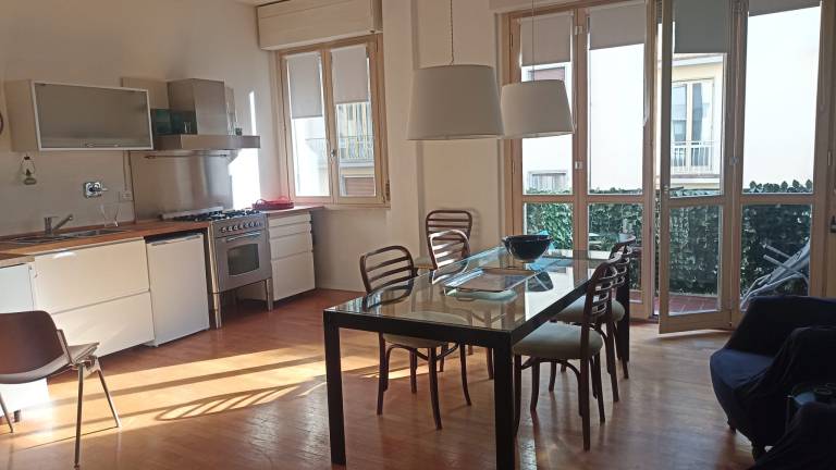 Bright apt in Florence
