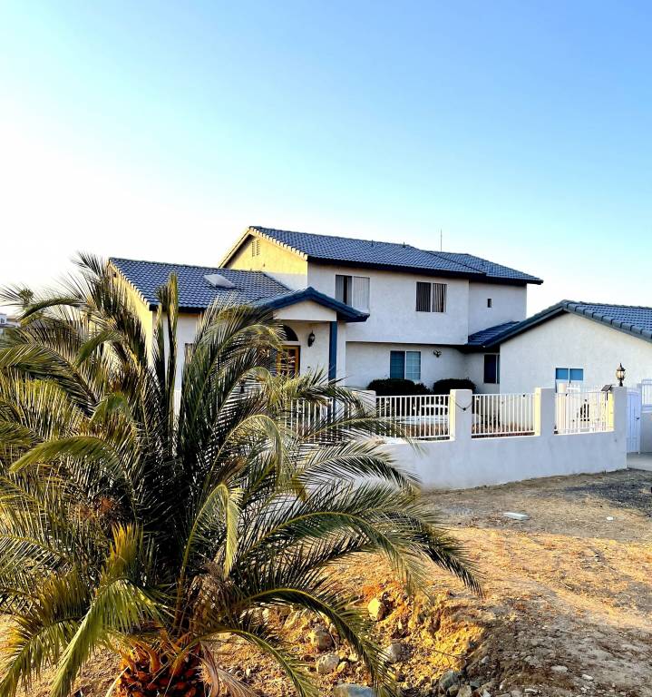 House  Lake Elsinore
