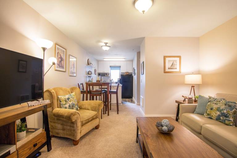 Condo with 1 room for 4 persons — photo 3