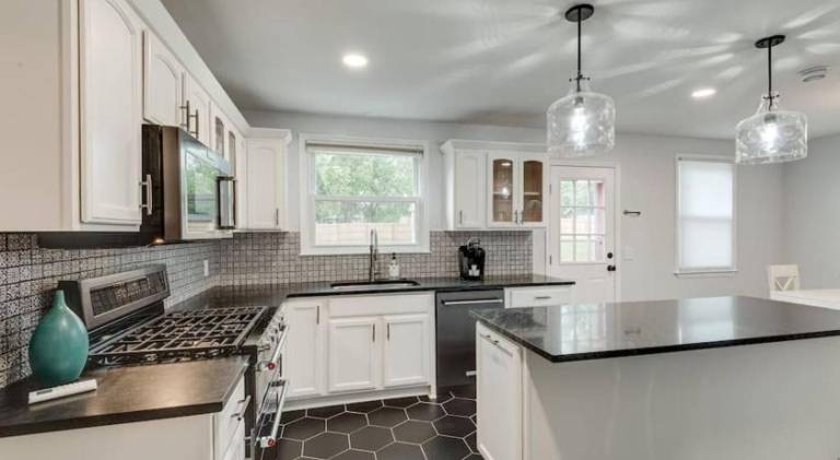 260 m&sup2; Ferienhaus