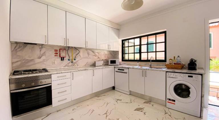 House with 4 rooms for 6 persons — photo 2