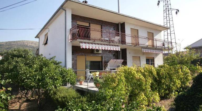 House Peri in Okrug