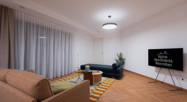 Apartment with patio — photo 2