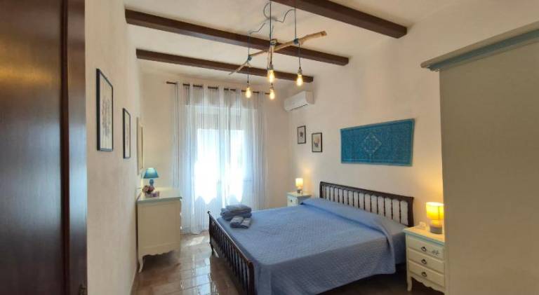 Apartment with 1 room for 4 persons — photo 2