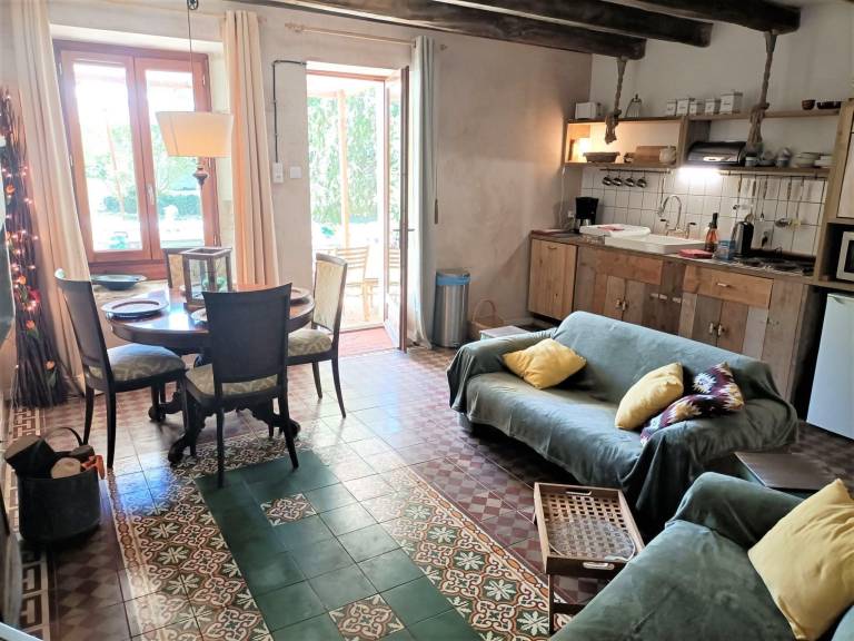 Beautiful vacation home with pool & terrace | Pets allowed — photo 2