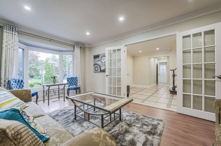 Villa  Richmond Hill