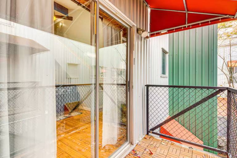 Reynoldstown BeltLine Retreat — BeltLine Access · Parking · Pet Friend — photo 4