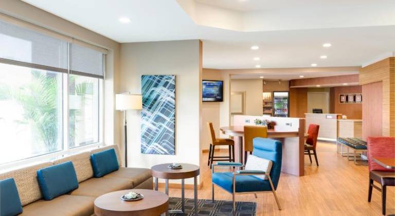 TownePlace Suites by Marriott Louisville North — photo 3