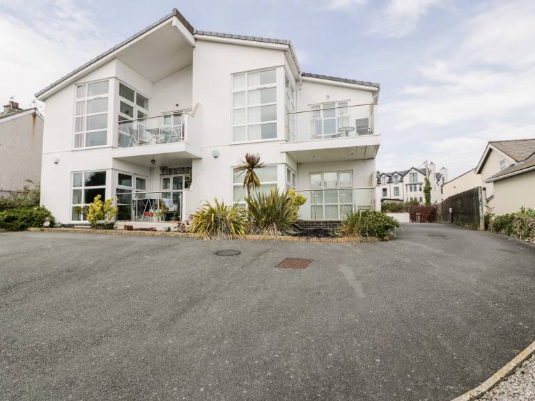 Cottage  Benllech