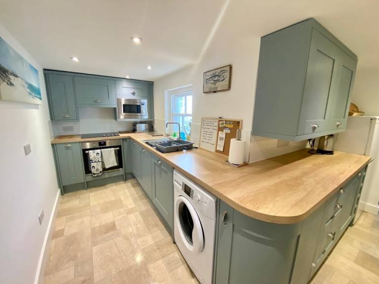 Cottage Mousehole