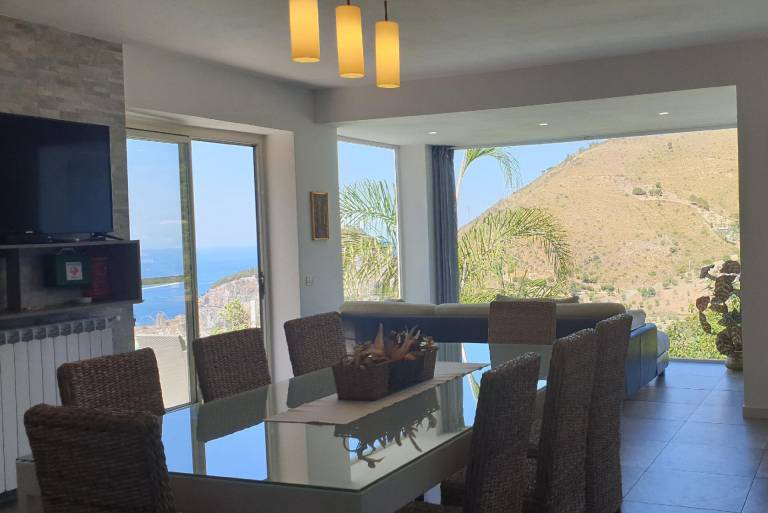 Ferienhaus in Cefalù für max. 10 Personen Ferienhaus in Cefalù für max. 10 Personen