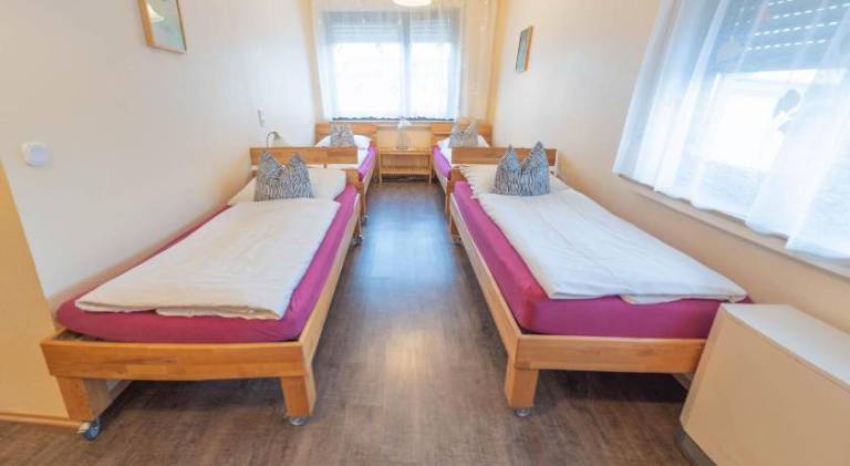 Monteurunterkunft - Hotel-Pension Schlafpunkt in Leverkusen bei Koln — photo 2