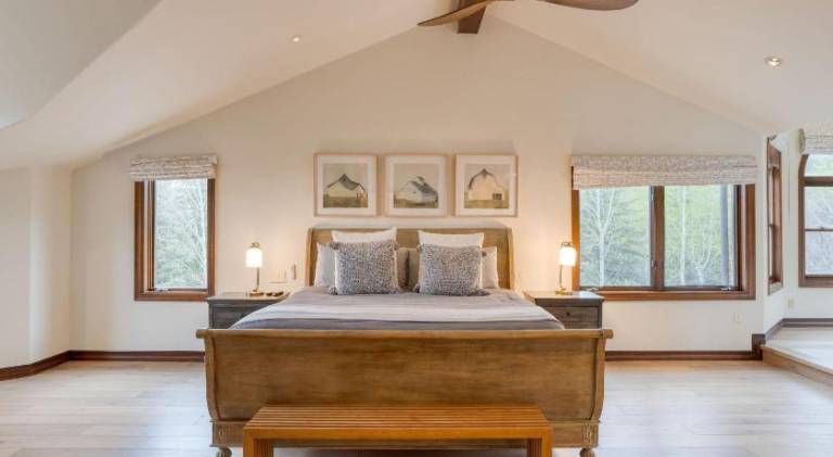 Cozy Edwards Retreat w Fireplace Near Ski Resort Osprey Nest by AvantStay in Eagle, CO