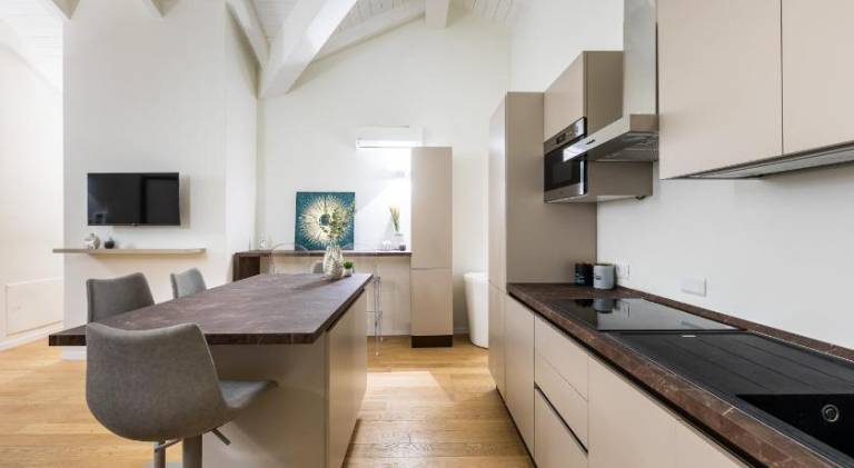 Holiday apartment | Next to Two Towers — photo 3