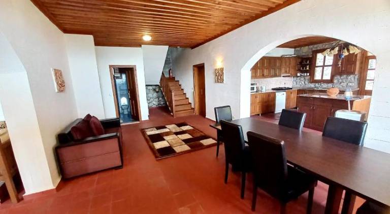 Villa with sea views in Faralya — photo 4