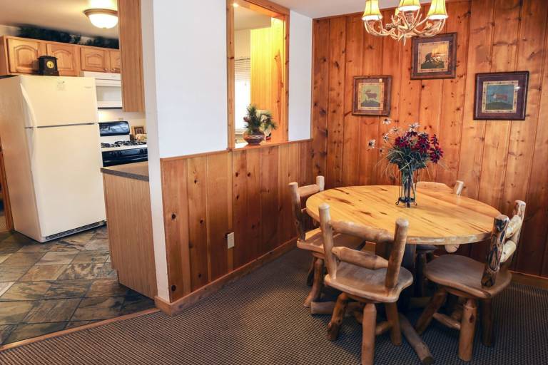 Child-friendly cabin with terrace | Pets are welcome — photo 5