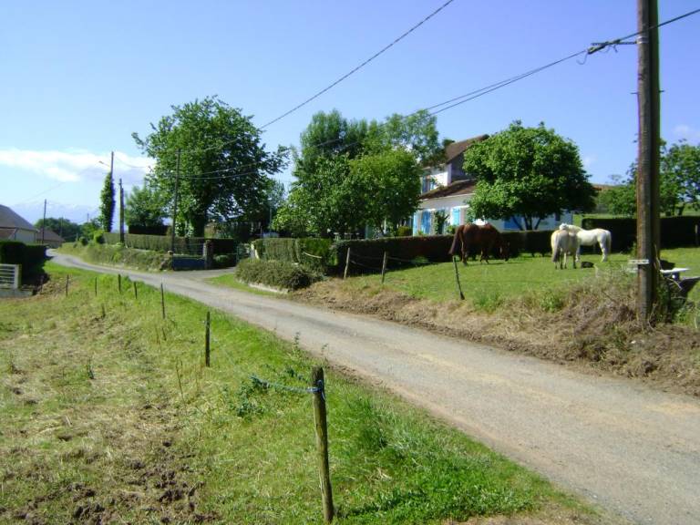 Gite with terrace, garden & barbecue — photo 4