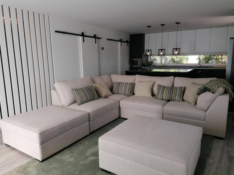 Fully equipped house with yard, pool & fast internet | Garden view | Dogs allowed — photo 4