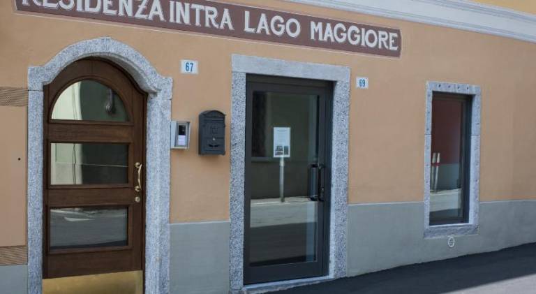 Serviced apartment with terrace in Verbania