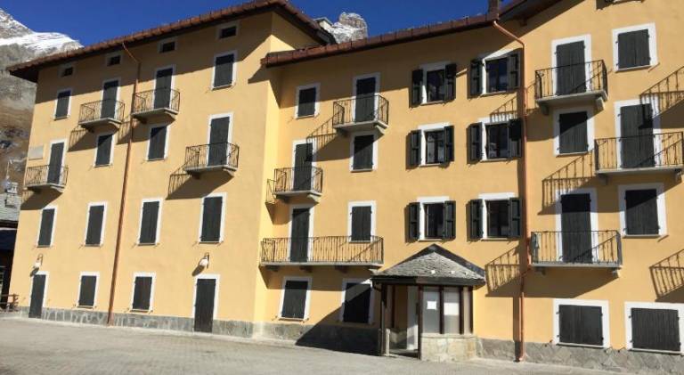 Lovely serviced apartment with garden | Next to the ski | Pet-friendly in Valtournenche
