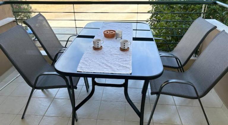 Apartment with 2 rooms for 4 persons — photo 3