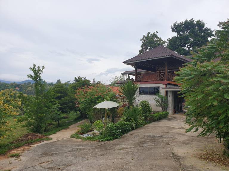 Villa with grill & garden in Chiang Rai