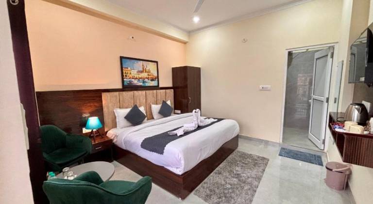 Verdant Haven Hotel — photo 3