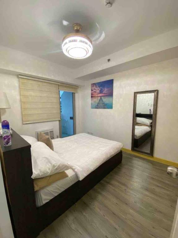 Apartment with pool — photo 2