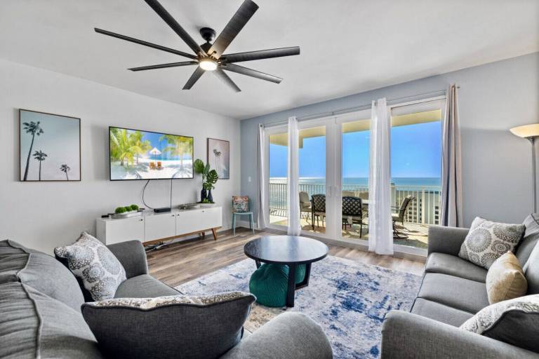 Condo Lower Grand Lagoon