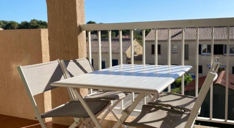 Rental apartment with 2 rooms for 6 persons — photo 4