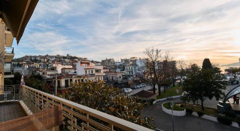 Rental apartment with terrace — photo 3