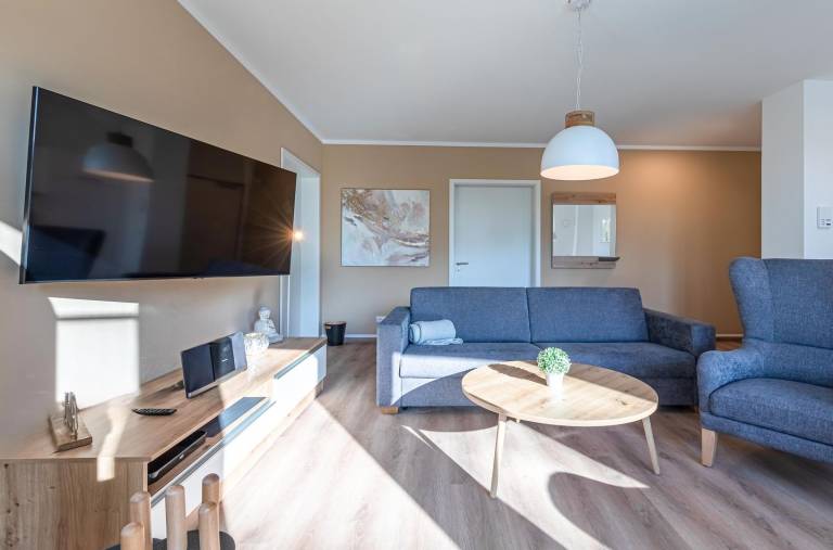 5 Sterne Ferienapartment Honigbiene mit seitlichem Blick auf den Krakower See — photo 2