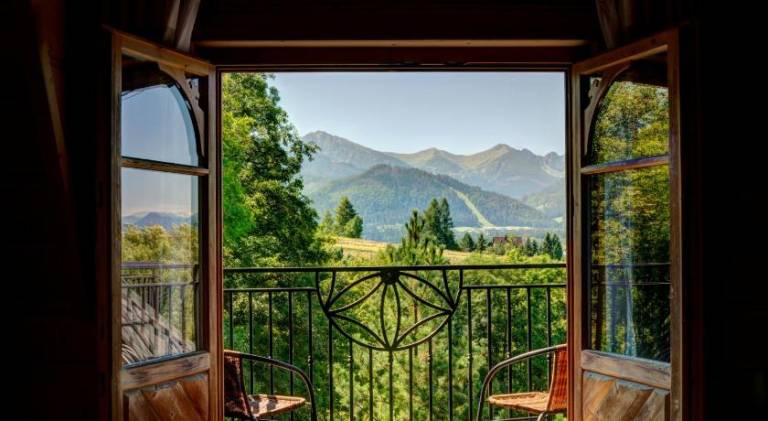 Apartment with hot tub, yard & sauna in Zakopane