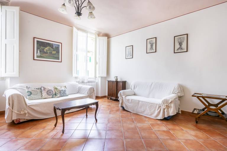 Holiday apartment | Close to Ponte Vecchio | City view in Santa Maria