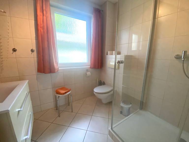 Ferienwohnung 2, Am Hochzeitsberg 3A in Breege — photo 3