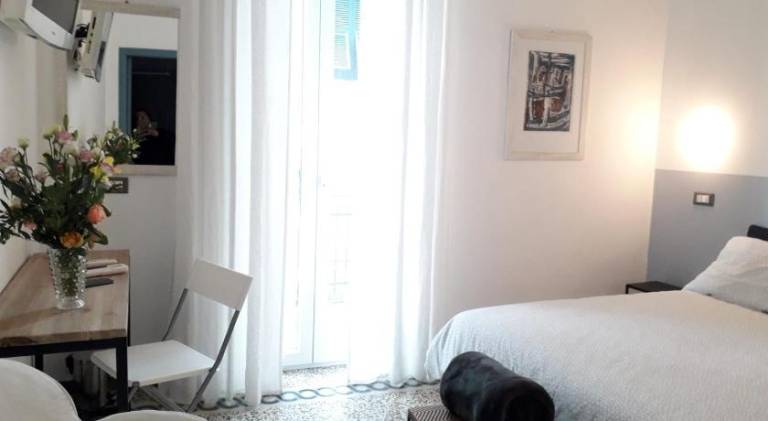 CAMERA GIGLIA — photo 2