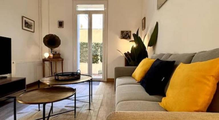 Rental apartment with 3 rooms for 6 persons — photo 2